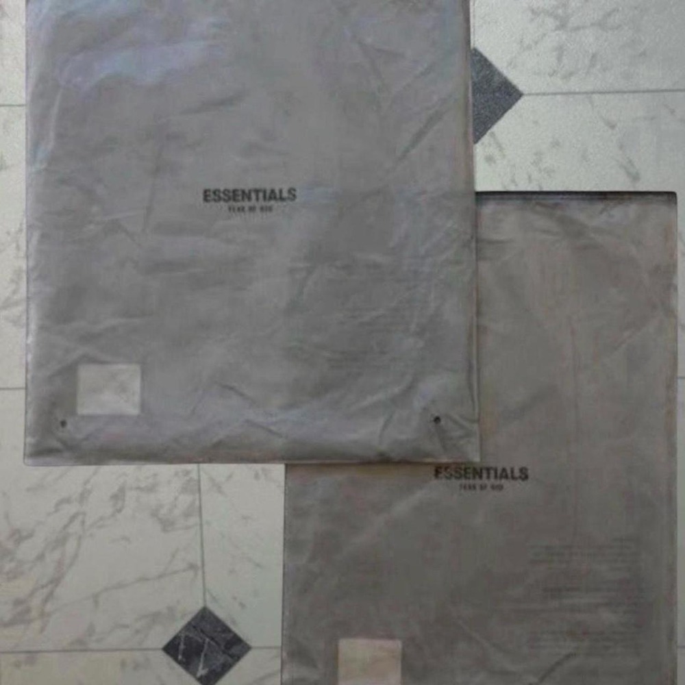 Fear of God Essentials Light Oatmeal/Light Gray L Tracksuit Set NWT - Picture 3 of 3